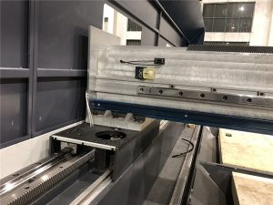 mesin pemotong serat laser presisi ukuran kecil presisi posisi otomatis 800 watt