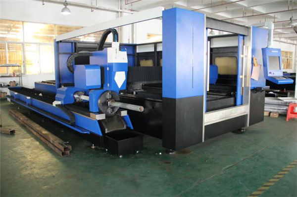 serat cypcut 3d laser cutting mesin 1070nm panjang gelombang laser