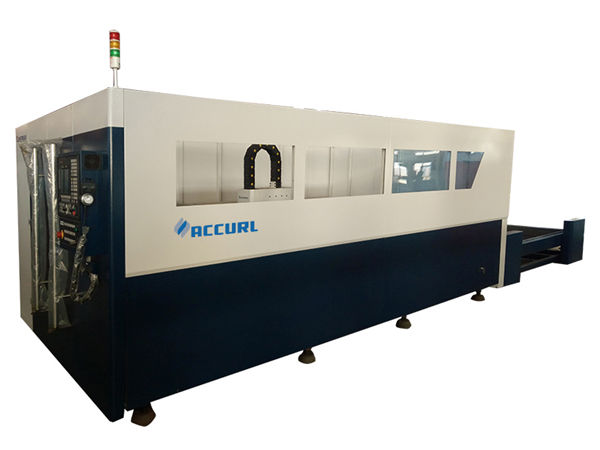 700-2000w serat logam mesin pemotong laser dengan pendingin air